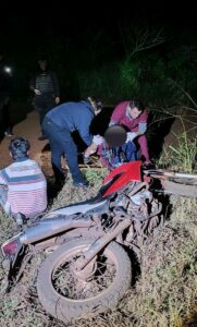 “Intentaron escapar de un control en Eldorado,🚨 atropellaron al can ‘Topo’ y terminaron despistando”