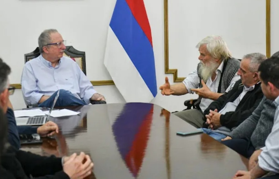 Passalacqua recibió a los yerbateros🚨: impulsan una ley para garantizar un precio mínimo para la hoja verde