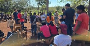 La comunidad 🌿 mbya Puente Quemado II regresó a su territorio tras un desalojo que la Fiscalía consideró irregular